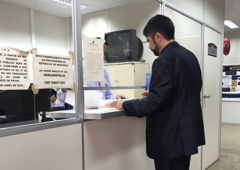 Prefeitura cobra 12 milhões de ex-prefeito de Amaturá na Justiça