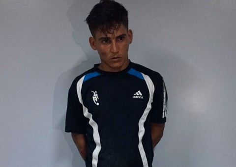 Para fugir, suspeito de assaltar ônibus pula janela e se dá mal em Manaus