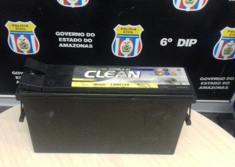 Homem é preso com motocicletas adulteradas após ser 'dedurado' por rastreador de bateria em Manaus