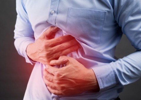 7 Formas de eliminar naturalmente bactéria que produz acidez e dor no estômago