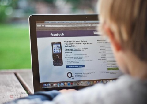 Pediatras e professores pressionam Facebook para encerrar aplicativo para crianças