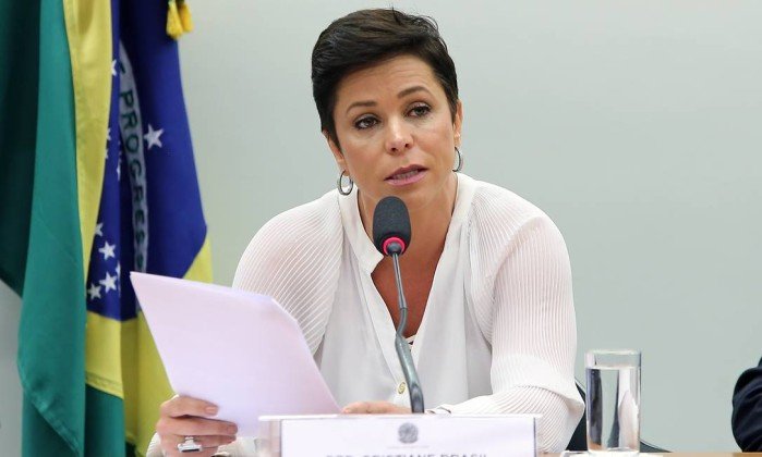 Cristiane Brasil vai ao STF e contesta decisão que impediu posse no ministério