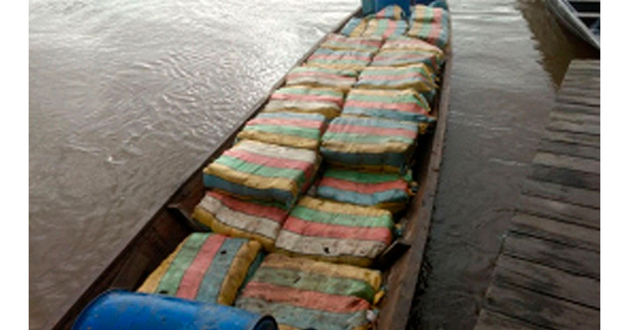 Exército troca tiros com bandidos e apreende quase 2 toneladas de drogas no Amazonas