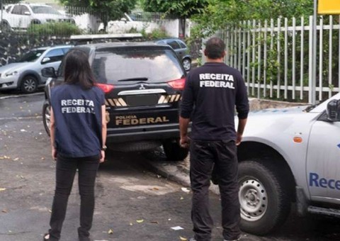 Receita Federal autua grupo empresarial em R$ 480 milhões