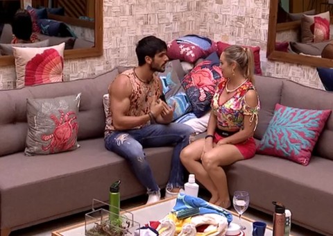 BBB18: Jéssica e Lucas têm DR durante Festa