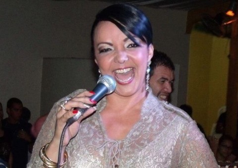 Baile de Máscara agita o Zero Grau neste sábado