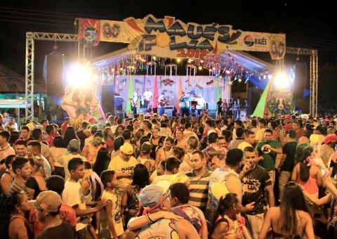 Kamélia abre o Maués Folia neste domingo 