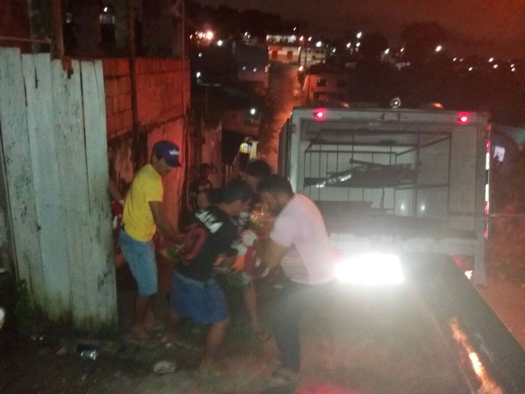 Briga de novinhas termina com jovem baleada na cabeça em Manaus