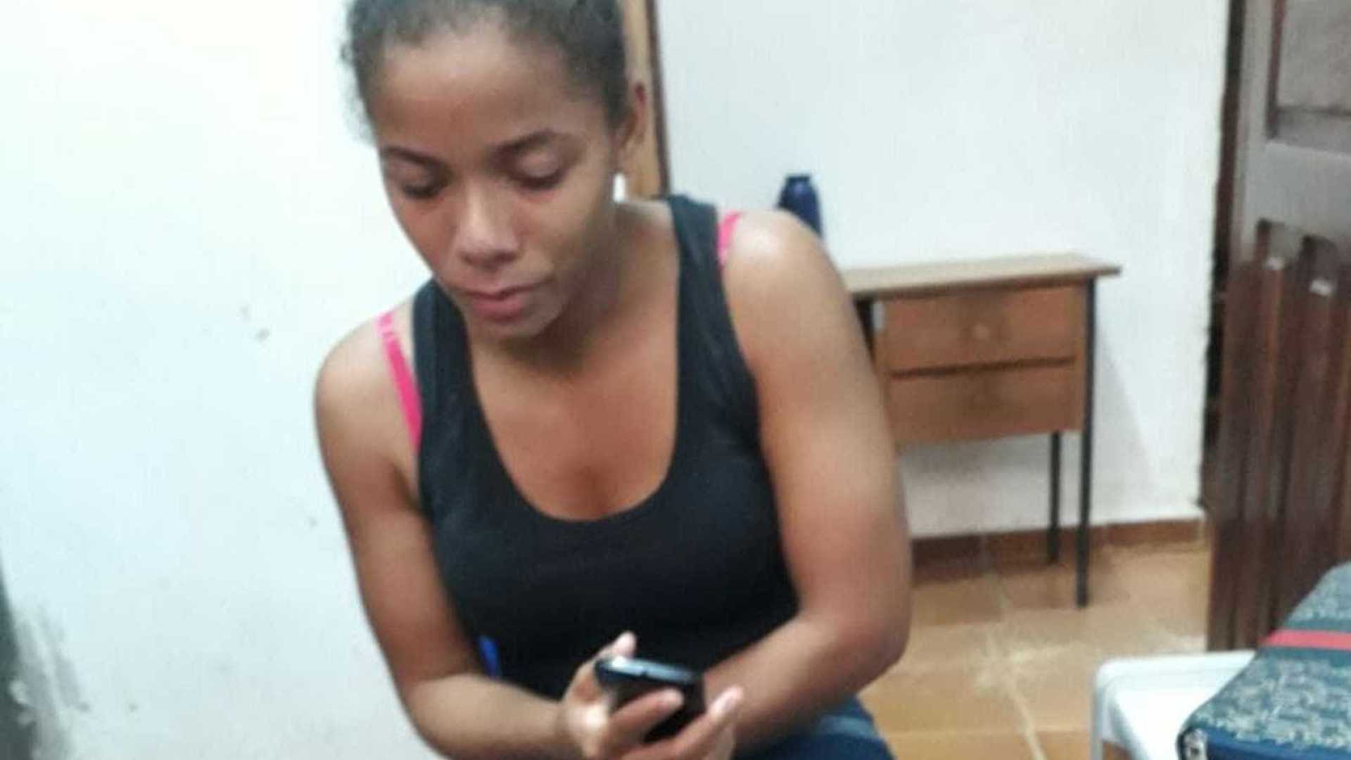 Mulher se revolta com marido e rouba R$ 9 mil da sogra por vingança