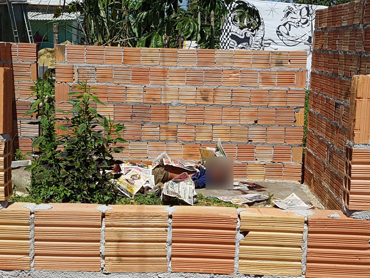 Após briga de bar, homem é encontrado morto em construção de Manaus