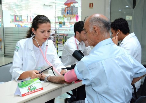 Saúde em Ação: Campanha oferece serviços médicos gratuitos em shopping de Manaus
