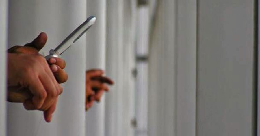 Senado aprova urgência para projeto que obriga presídios a bloquear celulares