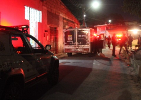 Homem é assassinado por atual marido de ex-companheira em Manaus