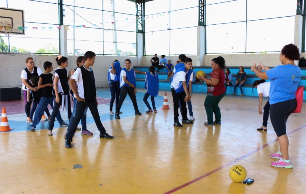 Escola Augusto Carneiro disponibiliza vagas para alunos surdos e surdos-cegos