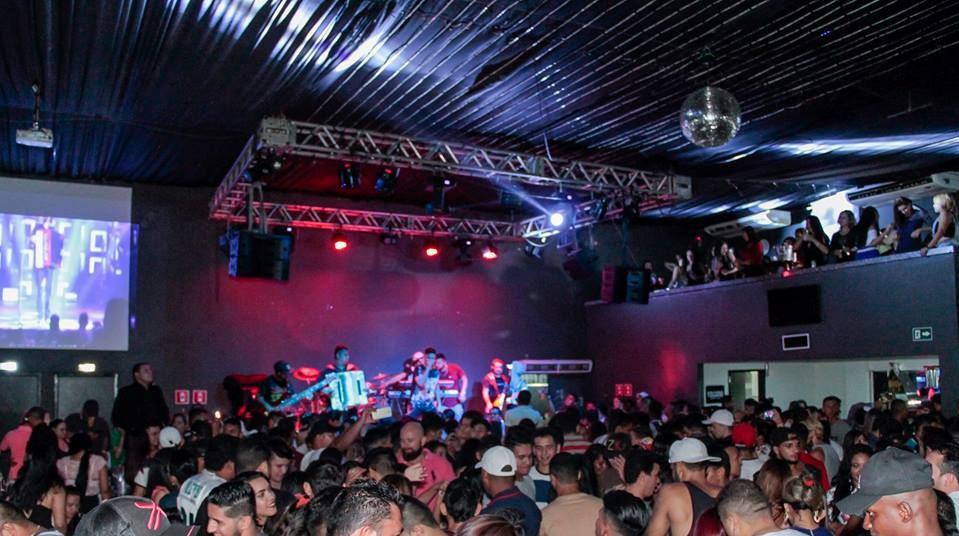 Forró do Netão recebe pagode Freelance nesta quinta-feira