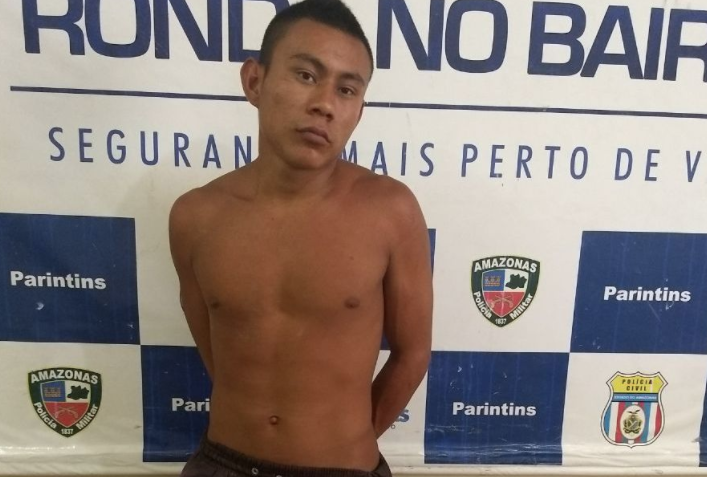 Homem é preso acusado de matar própria mãe a facadas no Amazonas