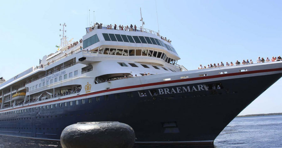 Mais de mil turistas chegam a Manaus em cruzeiro de luxo