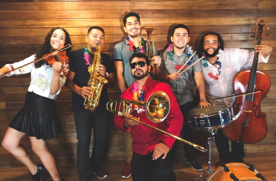 Edu do Banjo, Dudu Brasil e Tearte fazem esquenta do Carnaval em shopping de Manaus