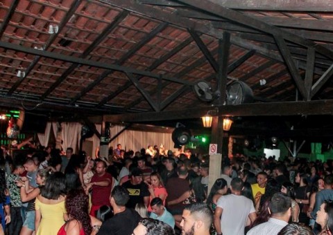Baile do Alambique agita sexta-feira em Manaus