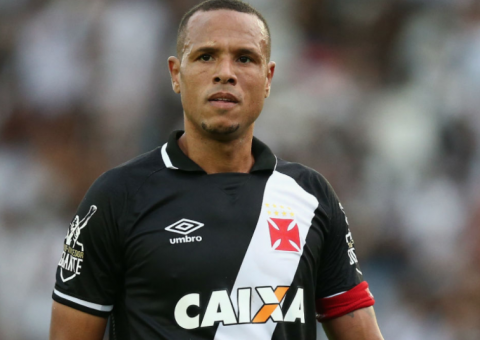 Luis Fabiano rescinde contrato com o Vasco