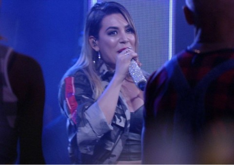  Naiara Azevedo se pronuncia após dar indireta para Lucas em festa do BBB
