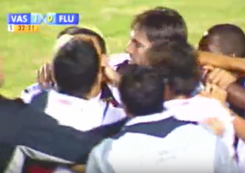 Ex-artilheiro do Vasco vira morador de rua 'Tive o nome cantado no Maracanã'