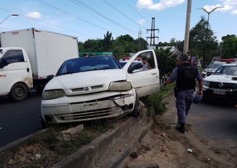 Morre um dos suspeitos baleados durante troca de tiros com a polícia em Manaus