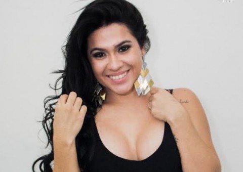  Bloco Charmoso movimenta domingo no Moai