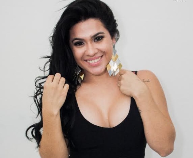  Bloco Charmoso movimenta domingo no Moai