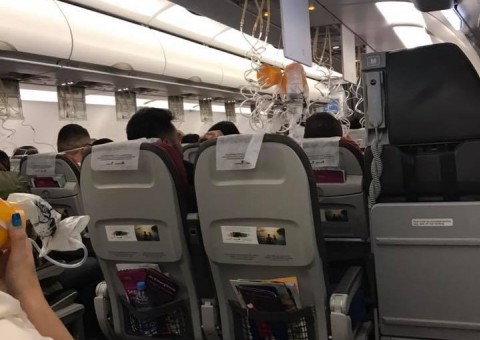  Aeronave que iria de Manaus ao Rio de Janeiro causa pânico com cheiro de fumaça