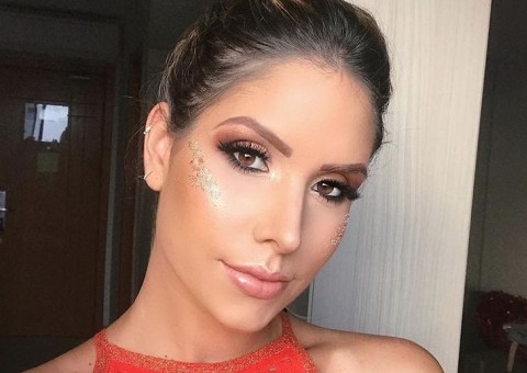  Mulher de Wesley Safadão copia camisa de Bruna Marquezine enaltecendo Neymar 