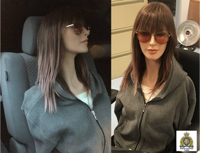 Polícia flagra homem usando manequim para burlar lei de trânsito