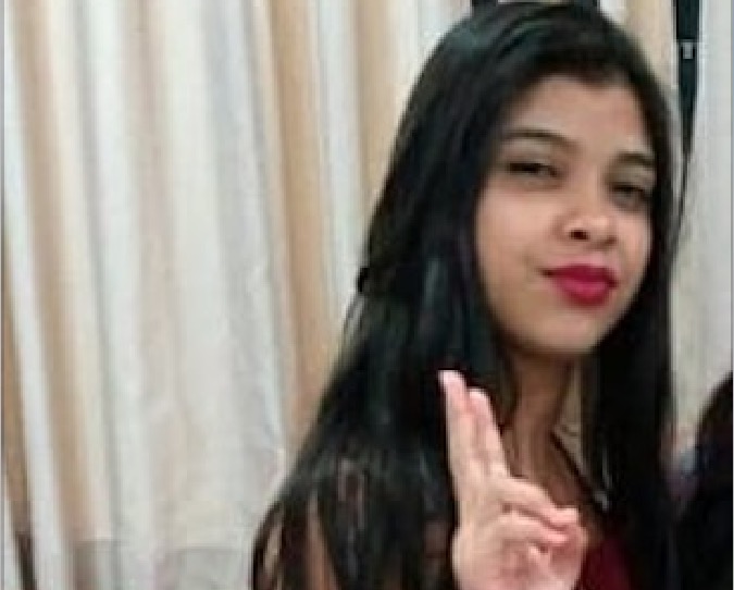 Família desesperada procura adolescente desaparecida em Manaus