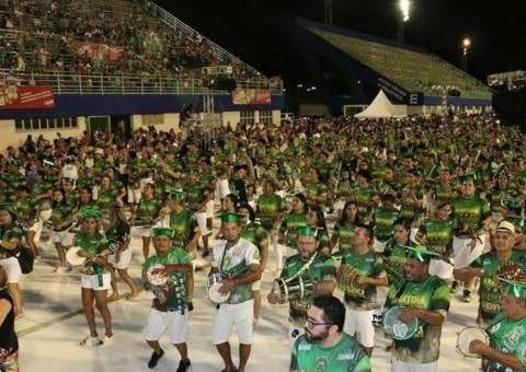 Bateria 'furiosa' da Reino Unido vai sacudir a Banda do Moai