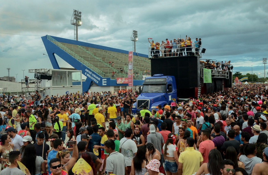 Galo de Manaus leva diversidade cultural para o Sambódromo