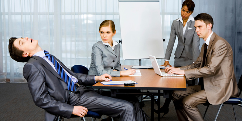 Dicas para aumentar a energia e não cochilar no trabalho