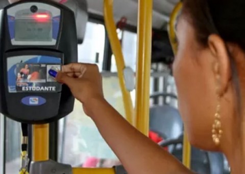 Estudantes tem até sexta para garantir meia-passagem em Manaus