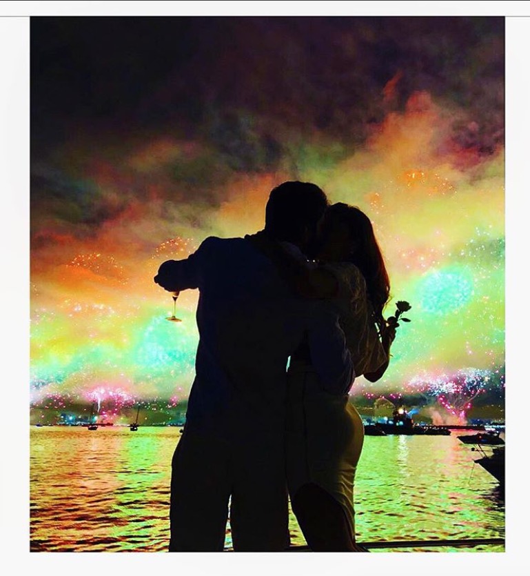 Depois de reatar namoro, Grazi Massafera posta foto romântica e se declara