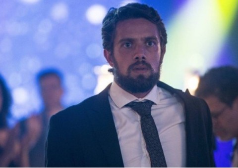 Reviravolta em ‘O Outro Lado do Paraíso’ traz à tona lado obscuro de Renato