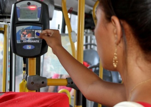 Prazo para recadastro da carteirinha estudantil em Manaus acaba nesta sexta