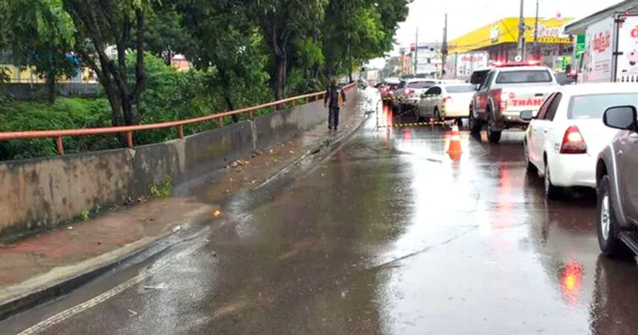 Reconstrução de ponte na Avenida Brasil altera trânsito e rotas de ônibus
