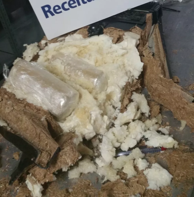 Homem é preso 5kg de drogas em caixa de som no aeroporto de Manaus