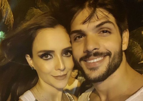 Noiva de Lucas do BBB contrata assessoria para apagar comentários negativos