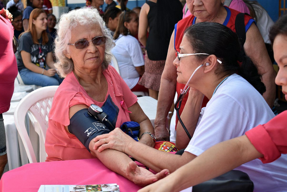 Ação oferece exames oftalmológicos gratuitos e atendimento jurídico nesta segunda