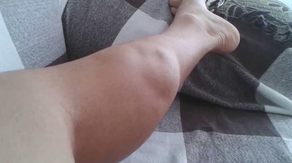 Por que temos cãibras nas pernas durante a noite?