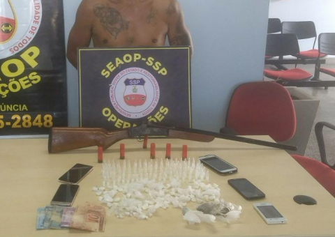 Três são presos e mais de 200 porções de drogas são apreendidas em Manaus