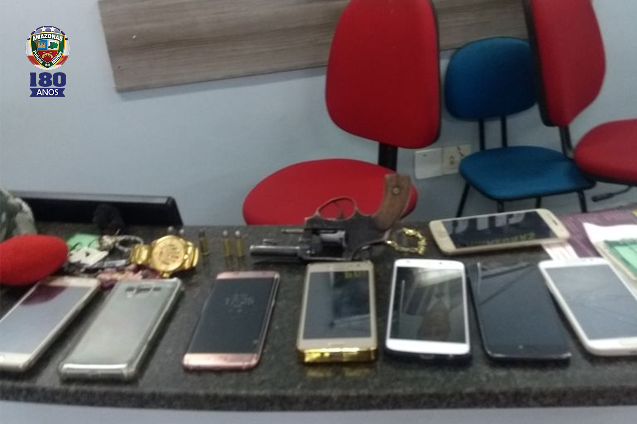 Grupo acusado de praticar arrastões tenta fugir da polícia e acaba preso em Manaus