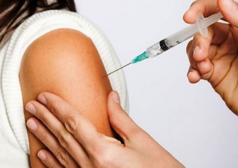 Susam reforça estoque de vacina no Amazonas após casos de sarampo em Boa Vista