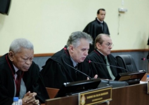 TJAM suspende processos sobre percentual de vagas por sexo em concurso da PM