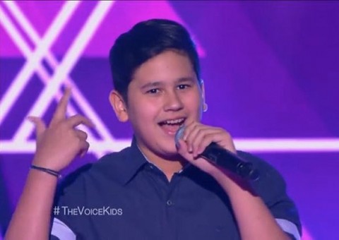 Participante Manauara do The Voice Kids, Lorenzo Fortes faz show ao vivo em shopping